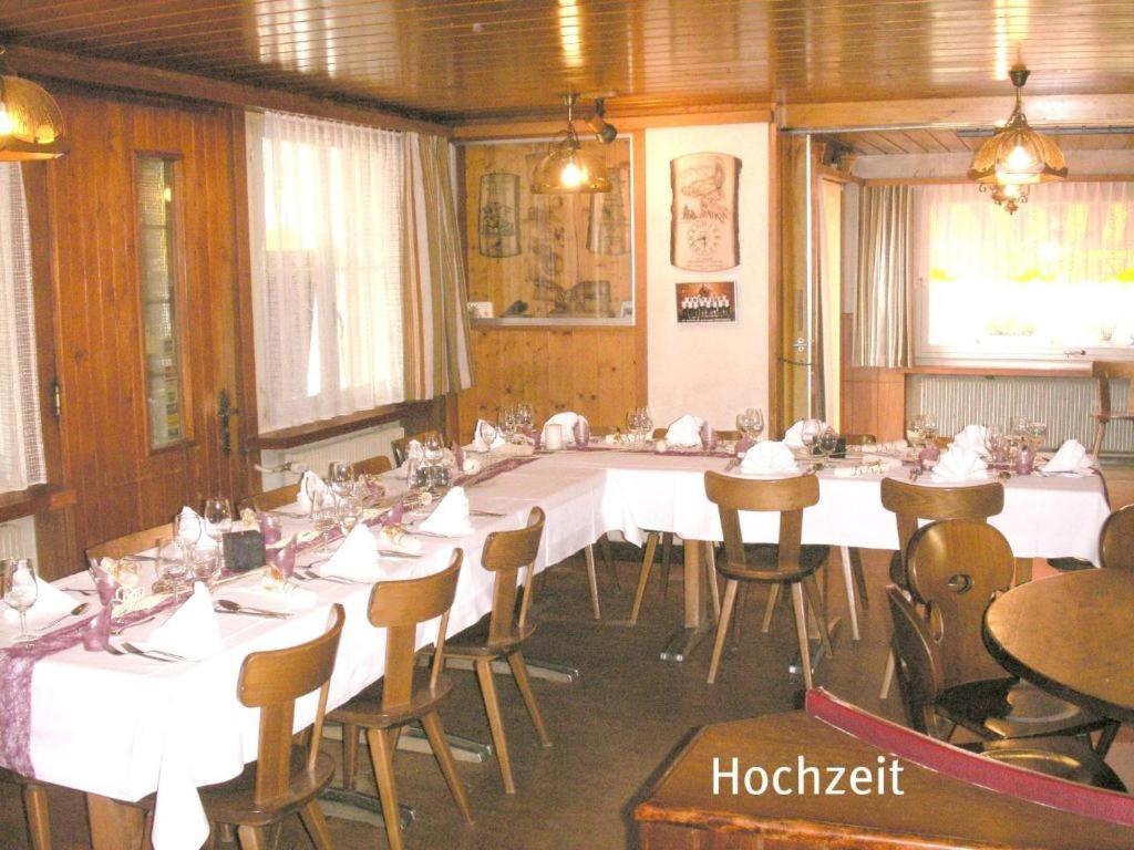 Hotel-Restaurant Alpina Innertkirchen Exterior photo