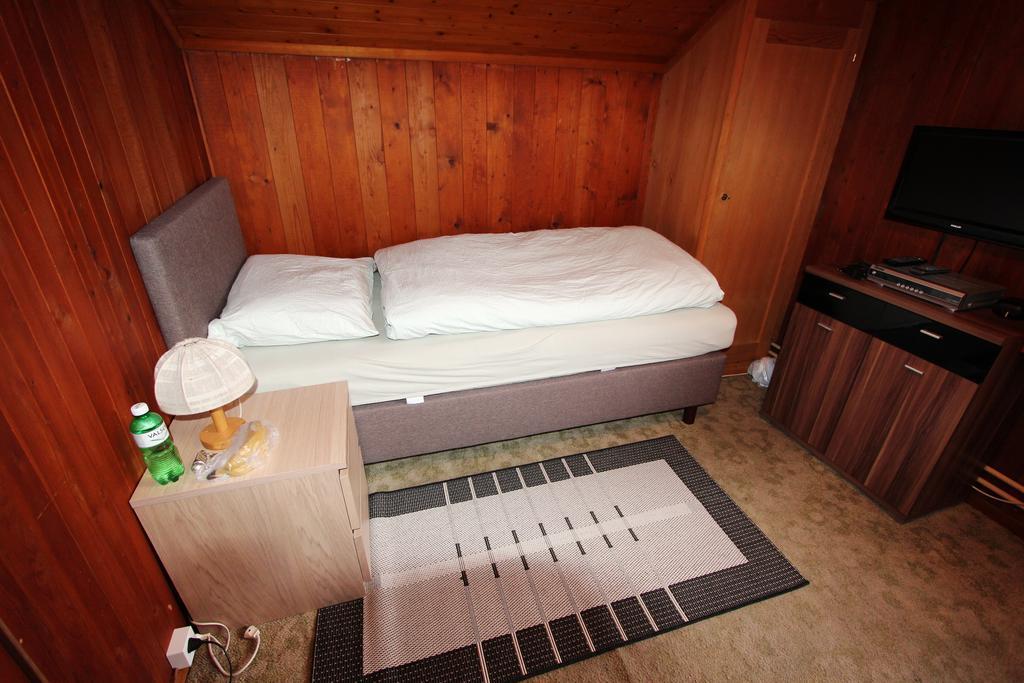 Hotel-Restaurant Alpina Innertkirchen Room photo